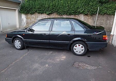 VW Passat Volkswagen CL 66 KW 90 PS 24.01.1991