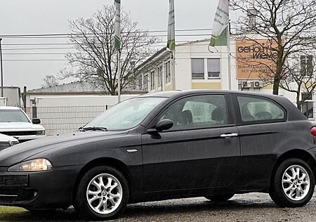 Alfa Romeo 147 1.6 TS 16V Distinctive #Leder#Alu#Klimaaut.