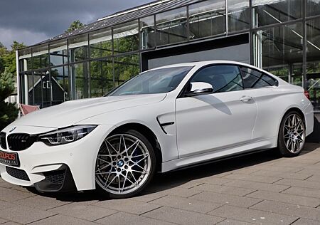 BMW M4 Coupe Competition M Performance Carbon Leder