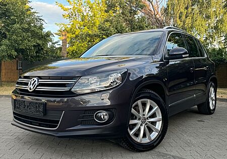 VW Tiguan Volkswagen Lounge Sport & Style BMT Navi Automatik