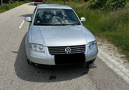 VW Passat Volkswagen 2.8 V6 tiptronic 4motion Exclusive Ex...