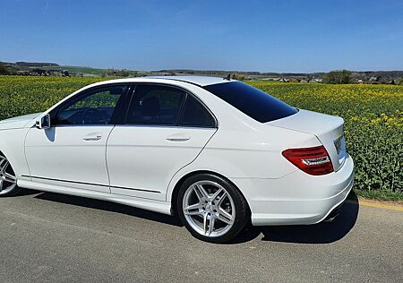 Mercedes-Benz C 200 AMG Line AMG Line