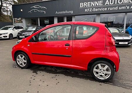 Peugeot 107 Petit Filou Radio Alu Rentner Anfänger TÜV