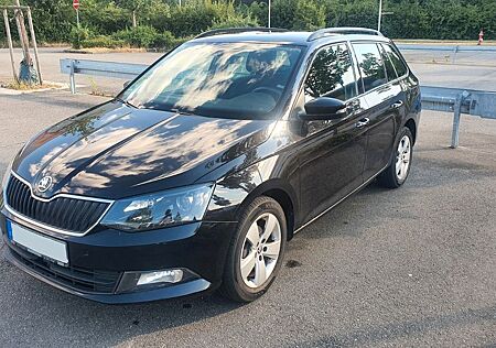 Skoda Fabia 1.2l TSI Combi Klimaauto | Sitzheizung