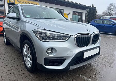 BMW X1 i20xDrive Advantage*8-Fach Alu,Ski-Durchlade*