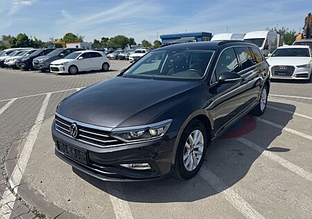 VW Passat Variant Volkswagen Passat Business 2.0/Matrix/Keyless/Navi/Kamera