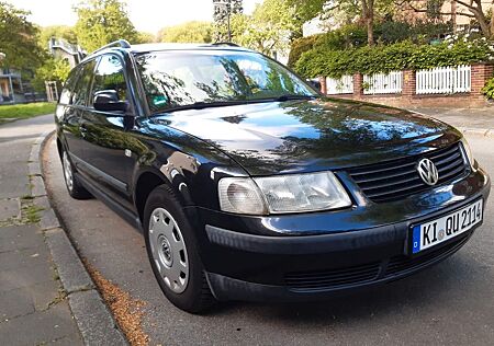 VW Passat Variant Volkswagen Passat 1.6 Kombi 3BG - Autogas - HU/TÜV frisch