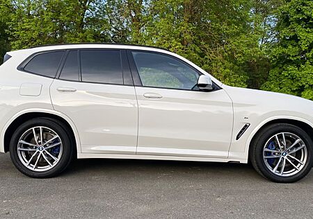 BMW X3 30 i M Sport xDrive LED/R19/Shadow/COC/AHK