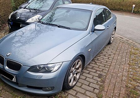 BMW 325i Coupé -