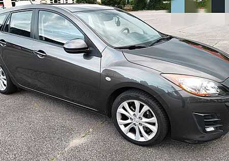Mazda 3 2.0 High-Line Auto High-Line