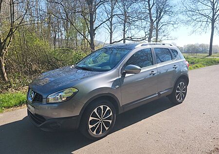 Nissan Qashqai 2.0 dCi DPF ALL-MODE 4x4 Tekna Autom...
