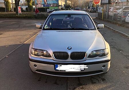 BMW 325i -