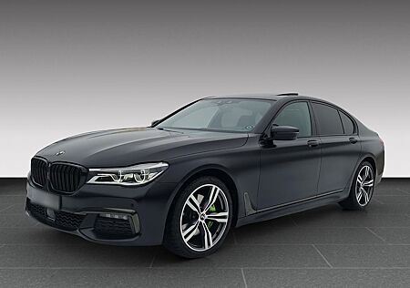 BMW 740 d xDrive 3.0 HUD/ Massage/ Harman-Kardon