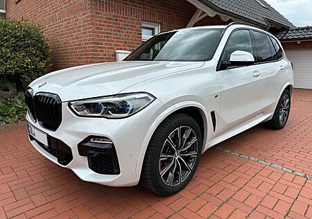 BMW X5 xDrive 30d M Sport Pano+AHK+Standhz+Laser+Softcl