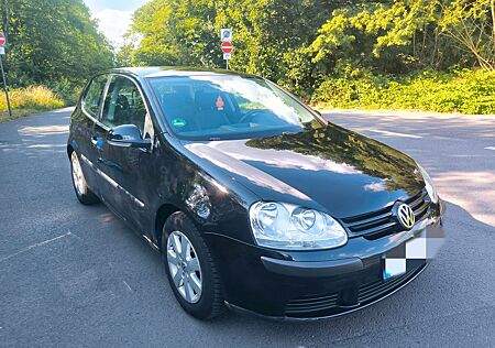 VW Golf Volkswagen V Lim. Trendline TÜV neu, Klima