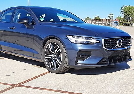 Volvo S60 T5 Geartronic R Design, 183 kW, EZ 09/2019
