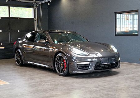 Porsche Panamera GTS*CARBON*KAMERA*MEMORY*BI-XEN*SPORT+