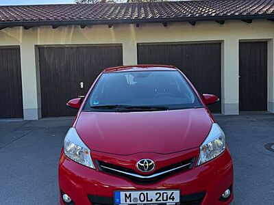 Toyota Yaris 1,0-l-Dual-VVT-i Cool Cool