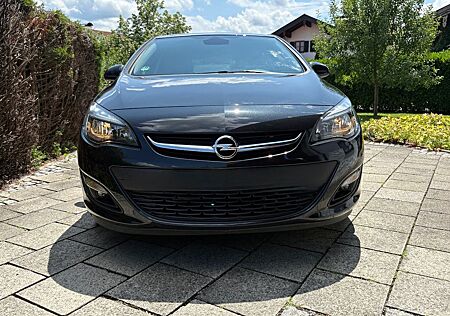 Opel Astra 1.4 Turbo Style *PDC*NAVI*SHZ*LHZ*NR* uvm
