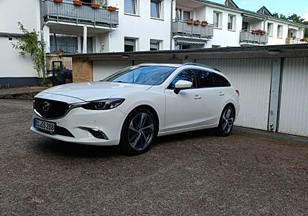 Mazda 6 2.2 SKYACTIV-D 175 Sports-L. AT Sports-Line