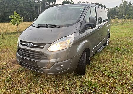Ford Tourneo Custom Motor Neu