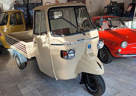 Piaggio APE P601 mit Calessino Gesicht