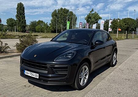 Porsche Macan VAT included