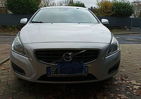 Volvo S60 D3 Geartronic Momentum Momentum