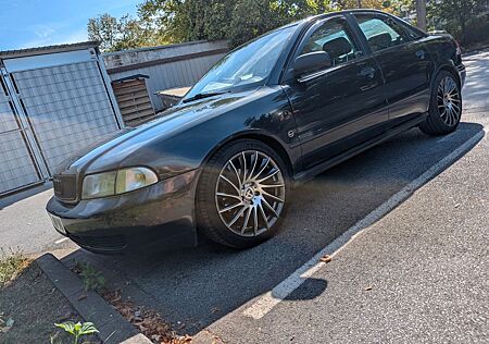Audi A4 1.8 T - tüv neu/Upgrade Turbolader neu