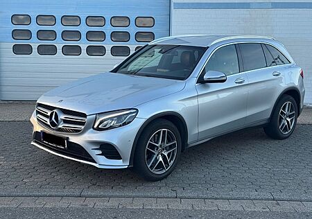Mercedes-Benz GLC 220 d 4Matic--AMG--