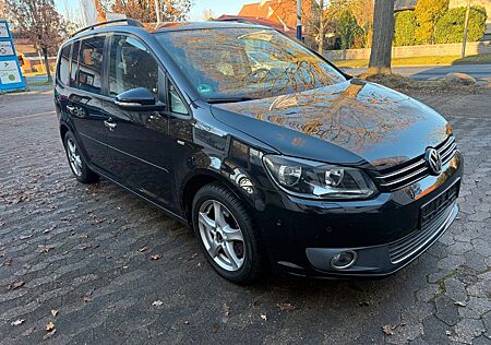 VW Touran Volkswagen 1.4TSI,DSG,MATCH.Tuv Neu.Automatik.Panora