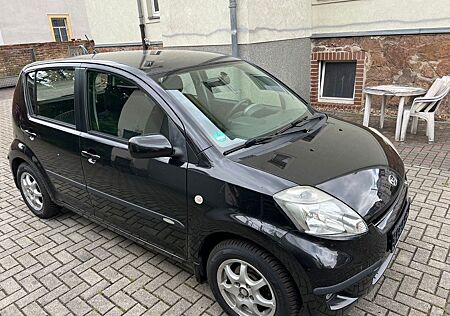 Daihatsu Sirion 1.0 Klima/8XAlufelgen/TÜV 05/27
