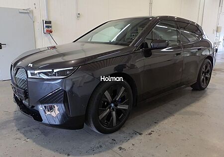 BMW iX xDrive40 H&K 360° Pano Laser AHK Multifunktio