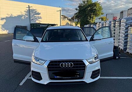 Audi Q3 1.4 TFSI Basic