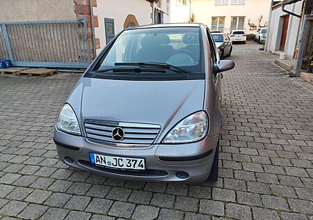 Mercedes-Benz A 140 ELEGANCE Elegance