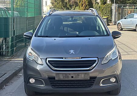 Peugeot 2008 Active*Pano*Navi*Klima*