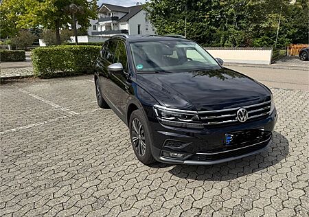 VW Tiguan Allspace Volkswagen 2.0 TSI 132kW DSG 4MOTION Hi...
