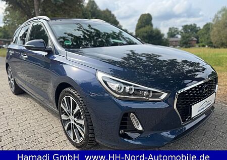 Hyundai i30 cw /KAMERA/NAVI/EXTRAS/