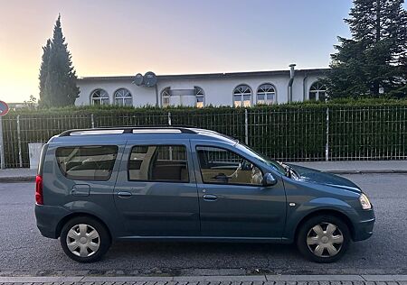 Dacia Logan MCV, Laureate,1.6,1 Hand,Scheckhet,7sitze
