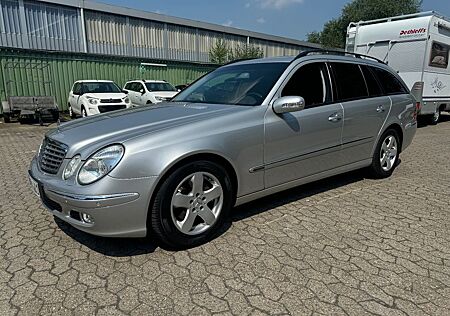 Mercedes-Benz E 220 T CDI Elegance Autom/Xenon / Navi / AHK