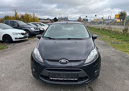 Ford Fiesta 1,6 TDCi 70kW DPF Champions Edition