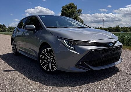 Toyota Corolla 2,0 Hybrid Club