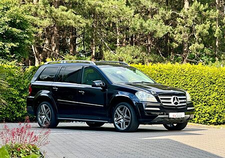 Mercedes-Benz GL 500 4Matic AMG*Luft*Panor*7-Sitzer*Euro5*