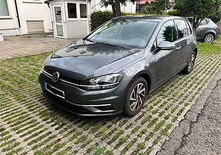 VW Golf Volkswagen 1.0 TSI Sound Sound