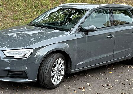 Audi A3 2.0 TDI Sportback AHK Excl. Optikpaket