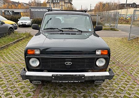 Lada Taiga