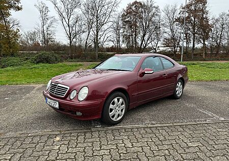 Mercedes-Benz CLK 200 AVANTGARDE Avantgarde