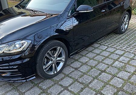 VW Golf Volkswagen 1.4 TSI/2 x R-LINE/LED/ACC/NAVI/PDC/SCHECKH