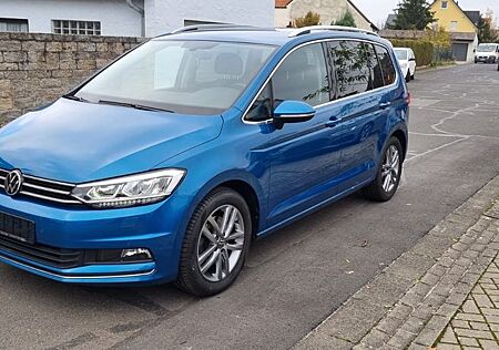 VW Touran Volkswagen Highline BMT/Start-Stopp