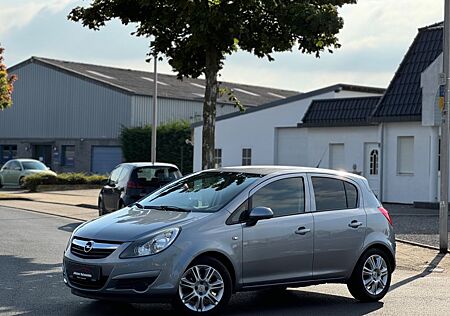 Opel Corsa D Cosmo * 1.4 Automatik *Rückfahrkamera*